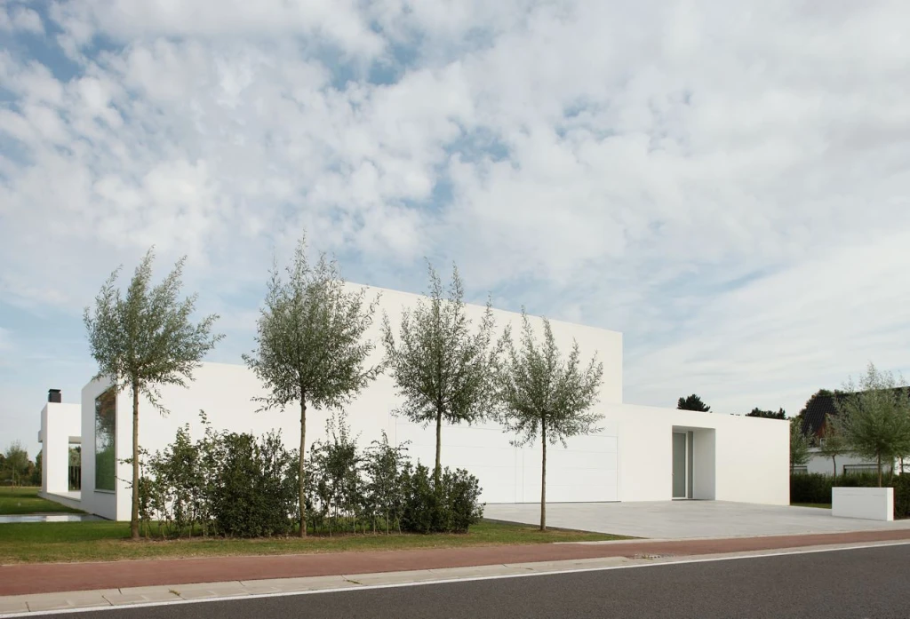 Белые фасады домов – 10+ лучших идей со всего света